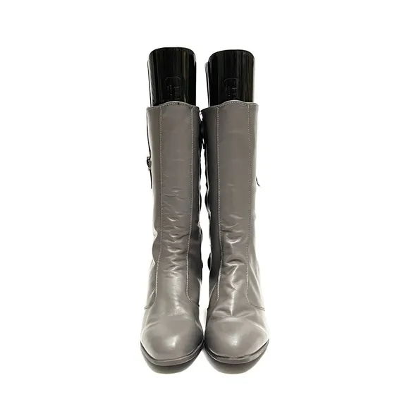 Vintage 1970s gray leather black faux fur lined heeled fashion boots