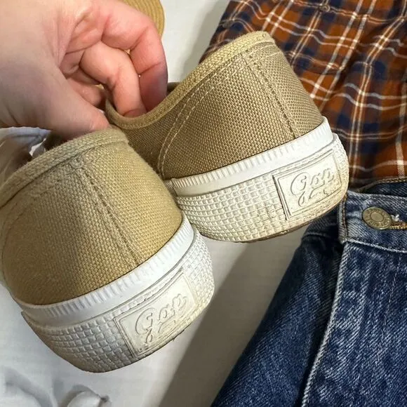 Vintage 80s/90s GAP Slip On Lace Up Fabric Sneakers