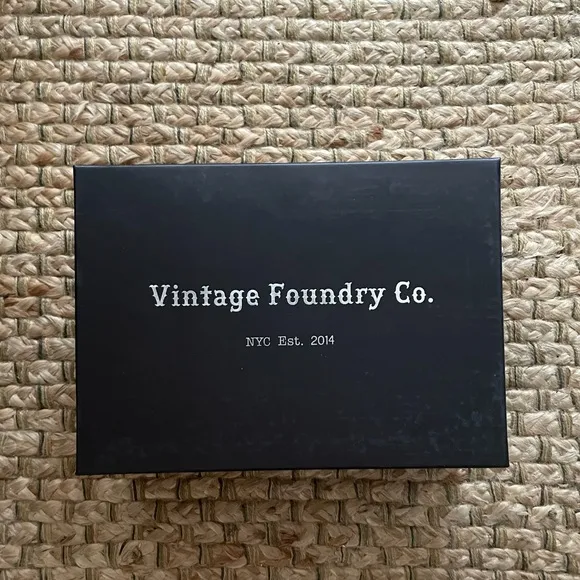 Vintage Foundry 🥥 woven sandals