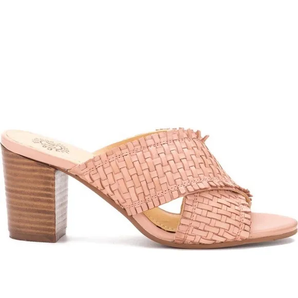 Vintage Foundry 🥥 woven sandals
