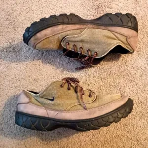 Vintage Nike ACG Zion Low Hiking Boot 90s Men’s 8.5 Olive Green Shoes 185056-301