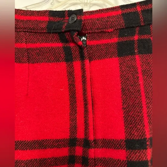 Vintage Woolrich Wool Skirt – Red Tartan Plaid | Fringe Hem