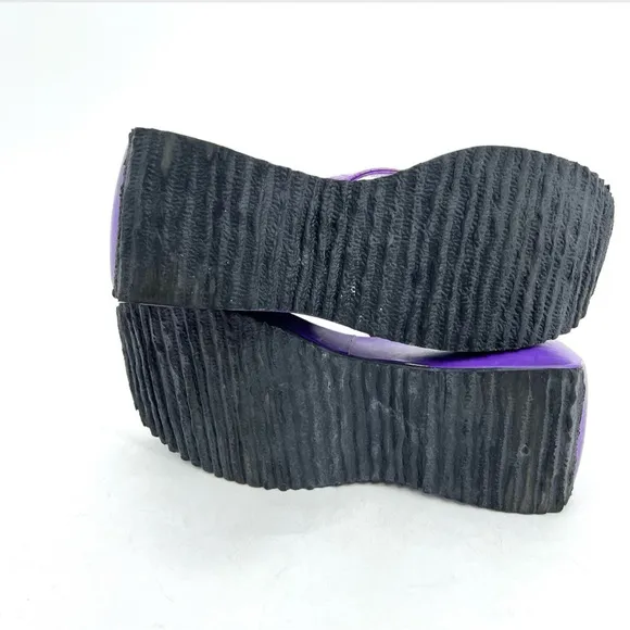 vintage Y2K chunky platform sandals thong Arizona Jean Co purple shoes