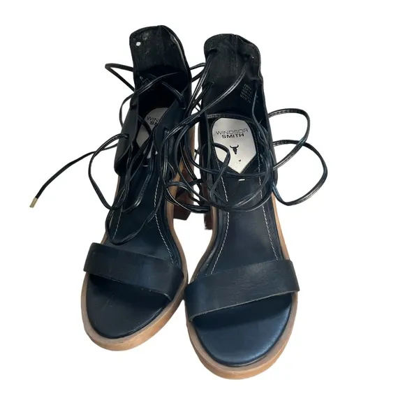 WINDSOR SMITH TEGAN HEEL BLACK Size 8