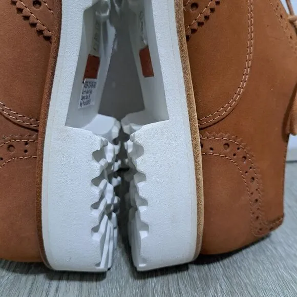 Wirth Women's Kamik Wing Lace Up Leather Textured Shoes Cognac Size 38 Brown