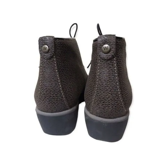 Wolky Comfort Lace up Wedge Shimmer Boots