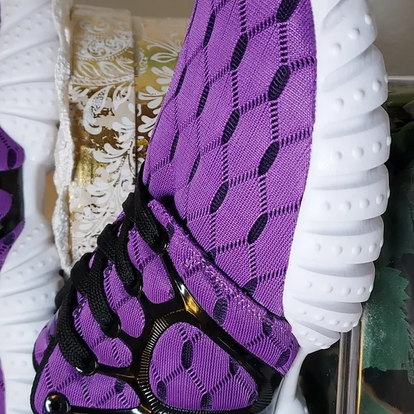 Womens Aleader Mesh Running Sneaker