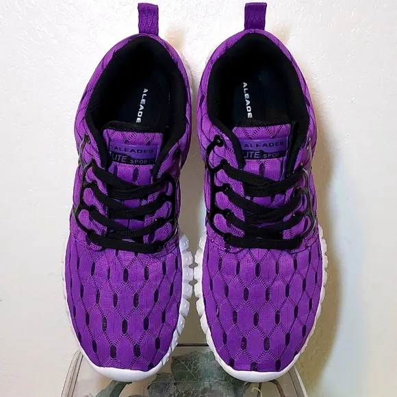 Womens Aleader Mesh Running Sneaker