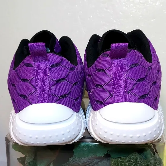 Womens Aleader Mesh Running Sneaker