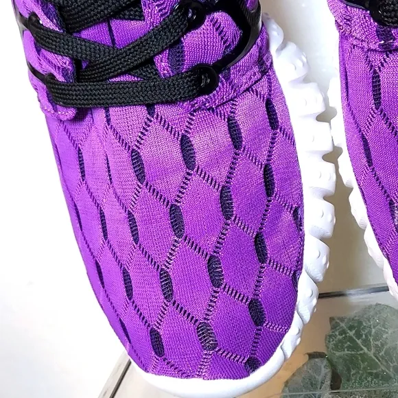 Womens Aleader Mesh Running Sneaker