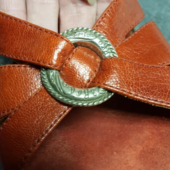 Women's Ariat red leather sandals size 6.5