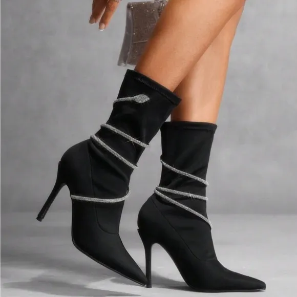 Women's Fashion Black Snake Shaped Rhinestone Embellished Elastic Boot Socks,