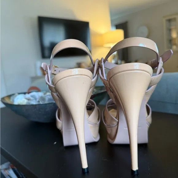 Yves Saint Laurent Women's Tan Platform Sandals