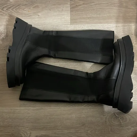 zara lug sole black moto platform boots 37